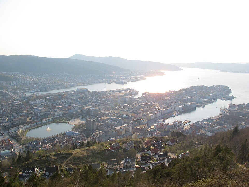Bergen-Norway-sunset-April-2011, Norwegen