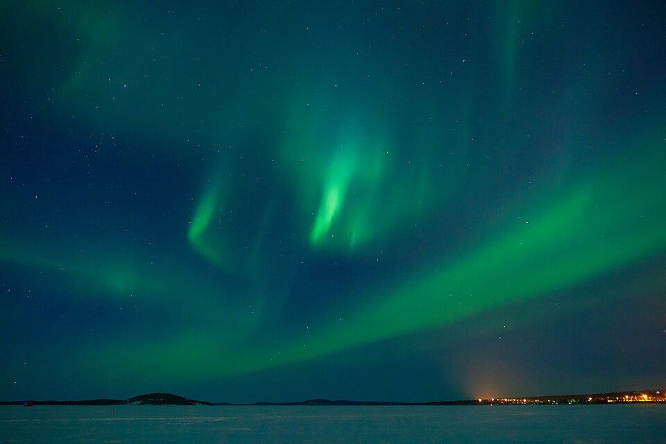 Northern lights gentle rayed bands above Juutuanvuono, Inari, Lapland, Finland, 2018 March, Finnland