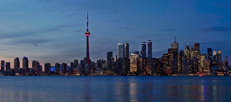 Sunset Toronto Skyline Panorama Crop from Snake Island, Kanada