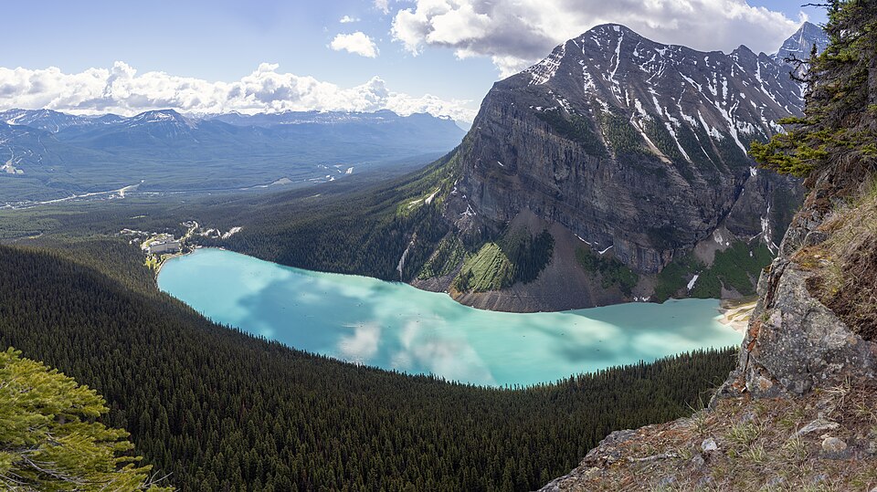 1 lake louise pano 2019, Kanada