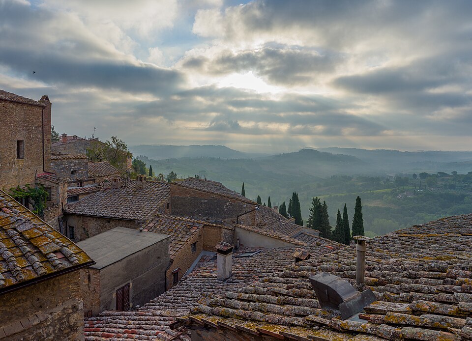 Alba a San Gimignano, italien