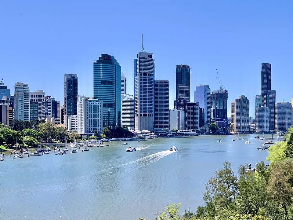 Skyline of Brisbane from Kangaroo Point Cliffs Park, Nov 2020, 05, Australien
